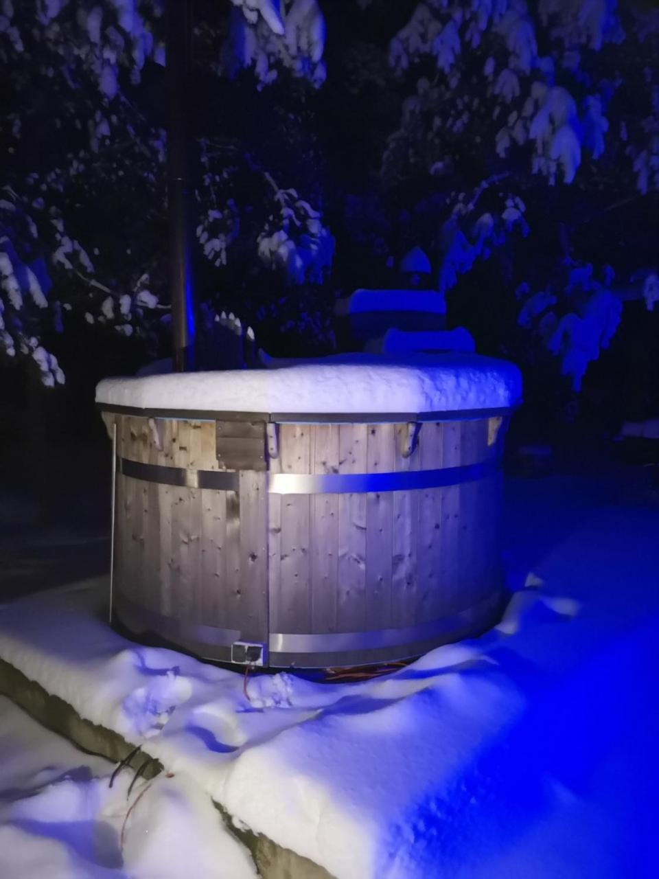 Loma-asunnot Namelis Su Pirtele